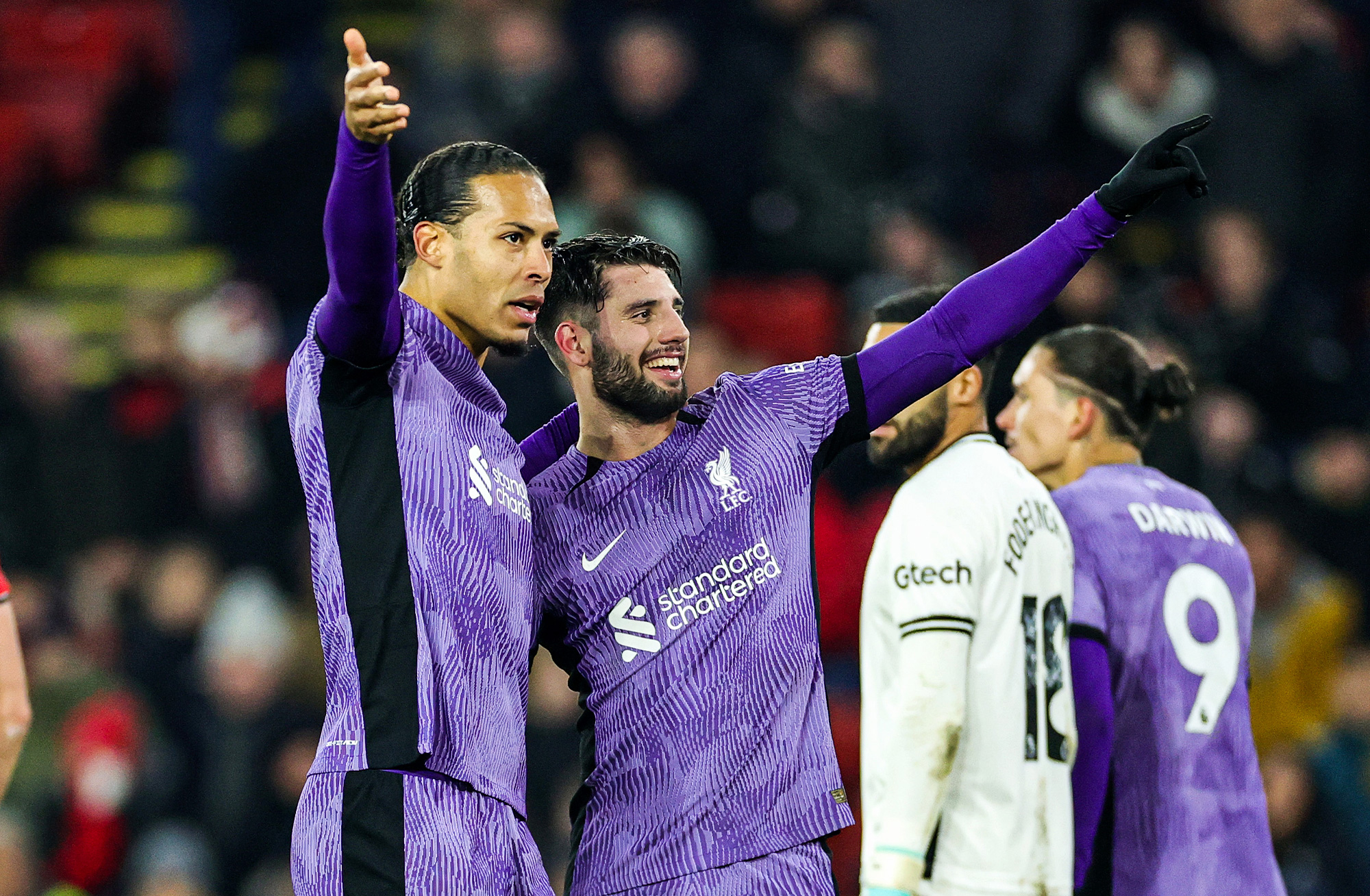 Van Dijk Dismisses Rooney’s ‘Lazy’ Leadership Critique Amid Liverpool’s Struggles